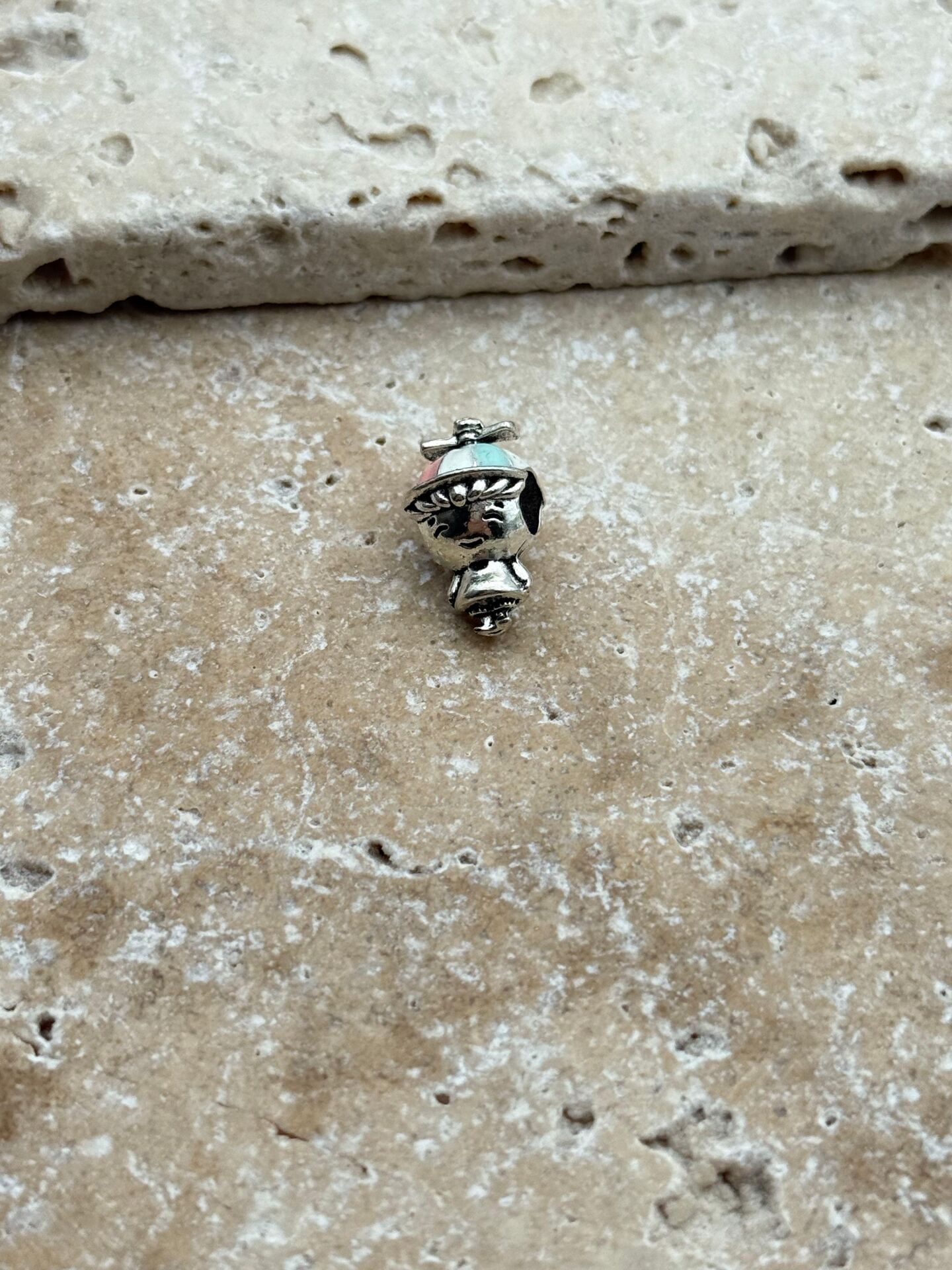 PNDR Charm // CHARM-897