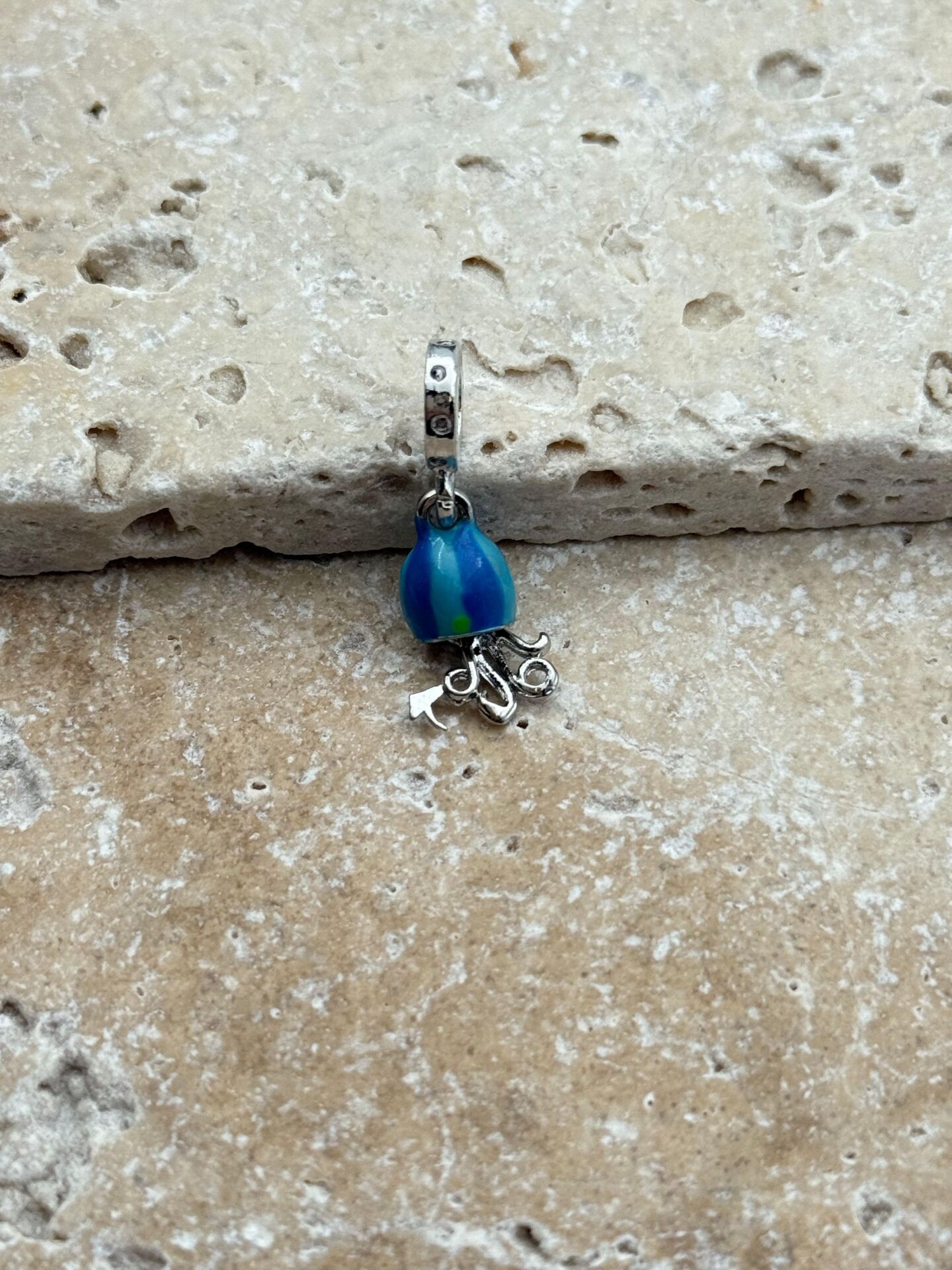 PNDR Charm // CHARM-934