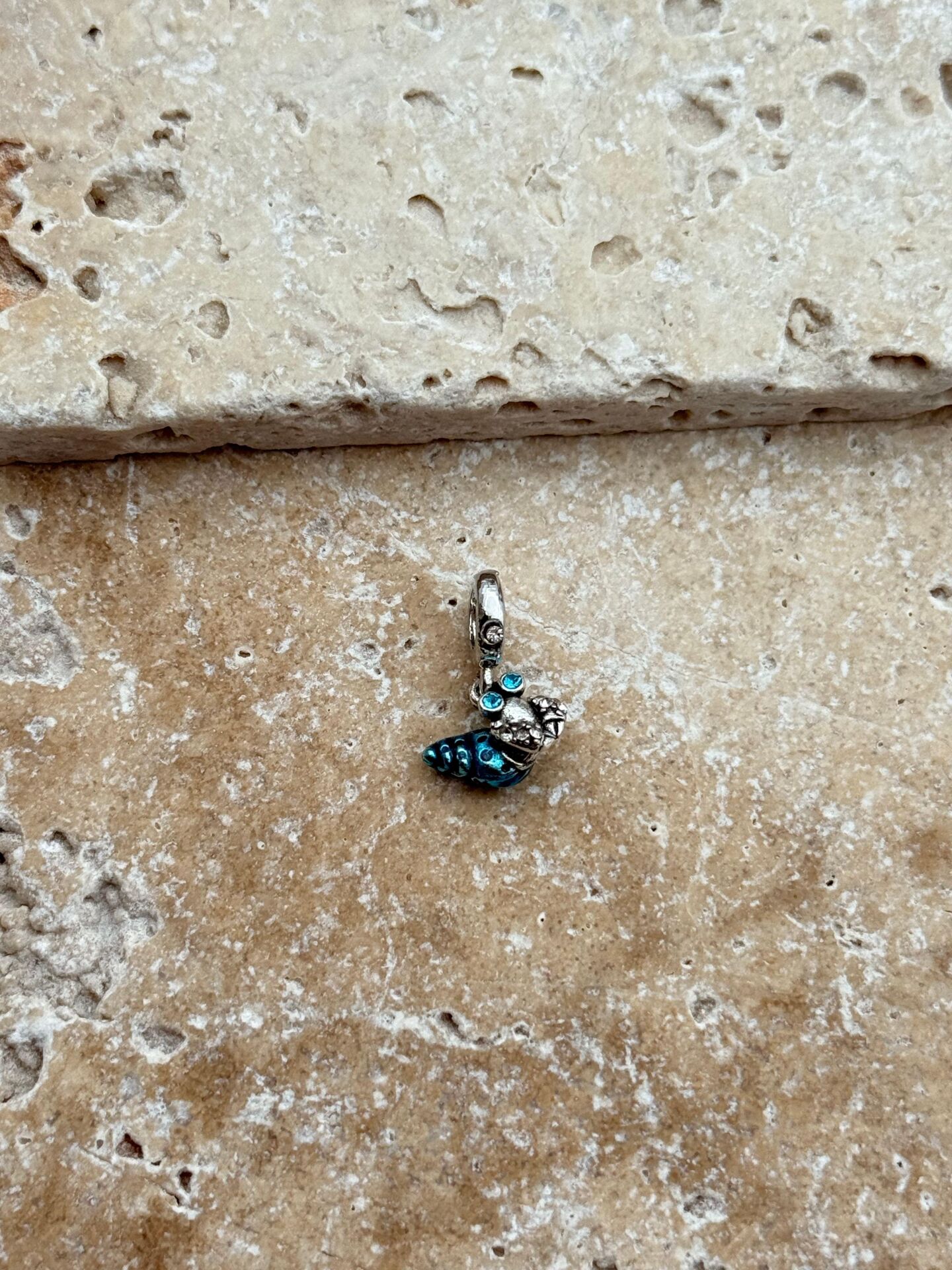 PNDR Charm // CHARM-935