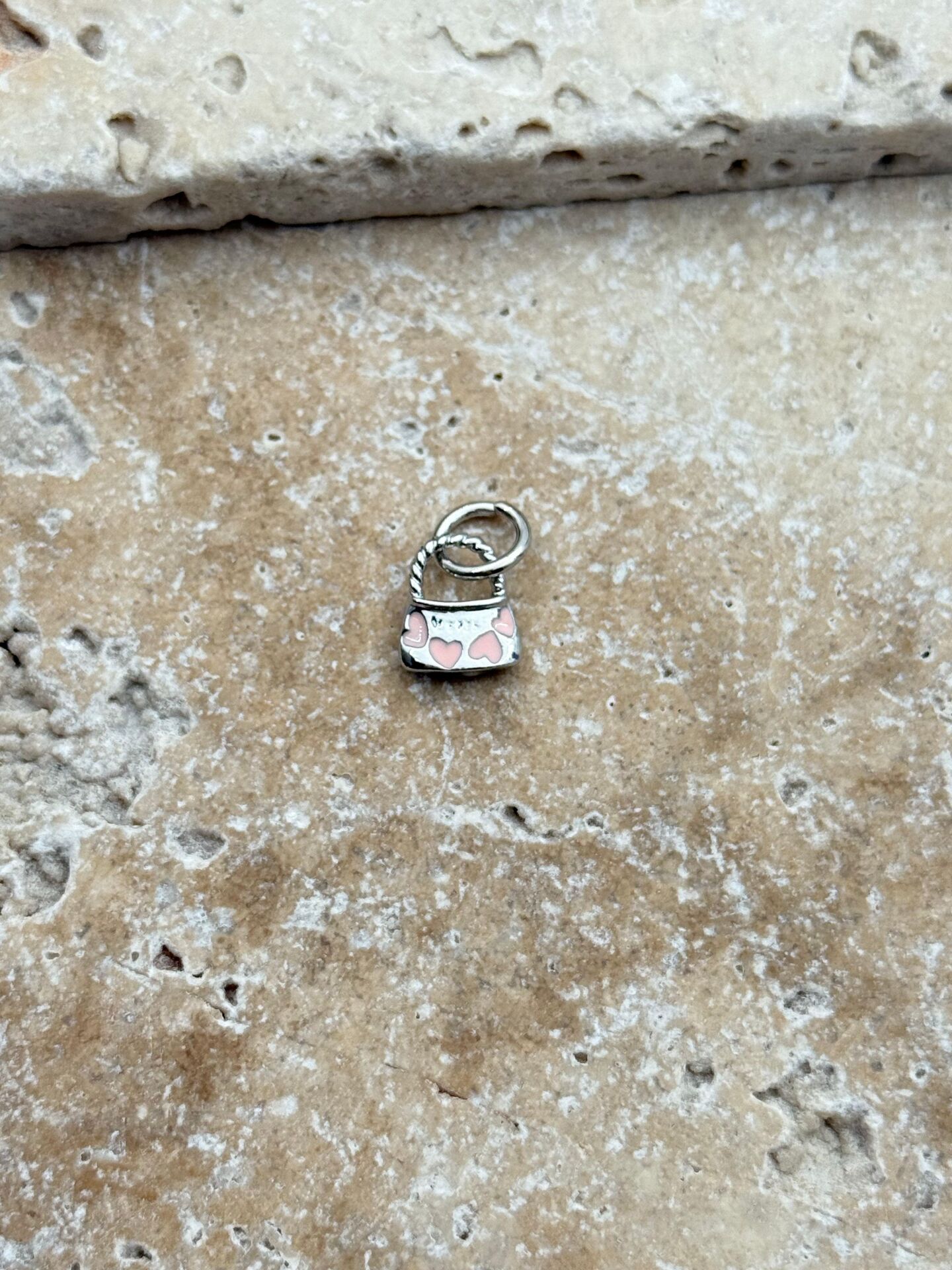 PNDR Charm // CHARM-944