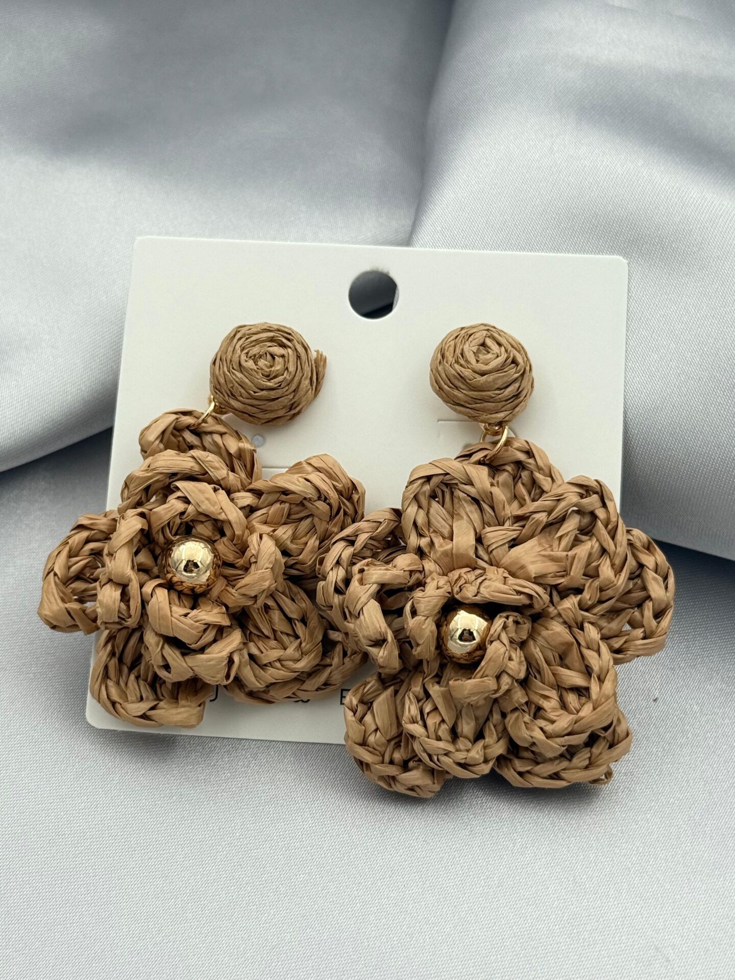 VIP Paper Earrings // IMPORT-3057