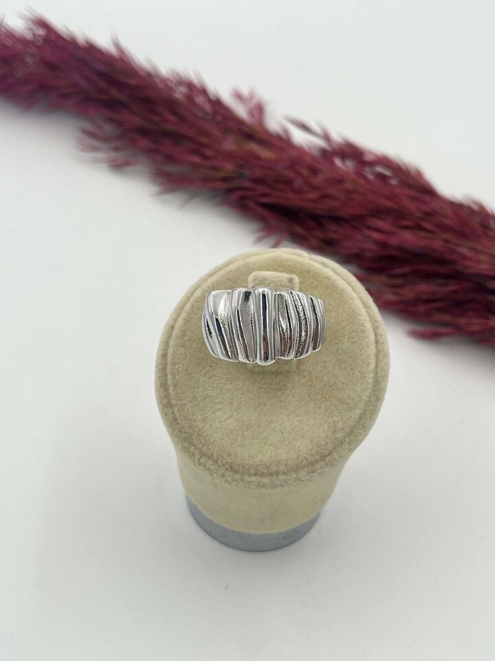 VIP Ring (Adjustable) // RING-1317