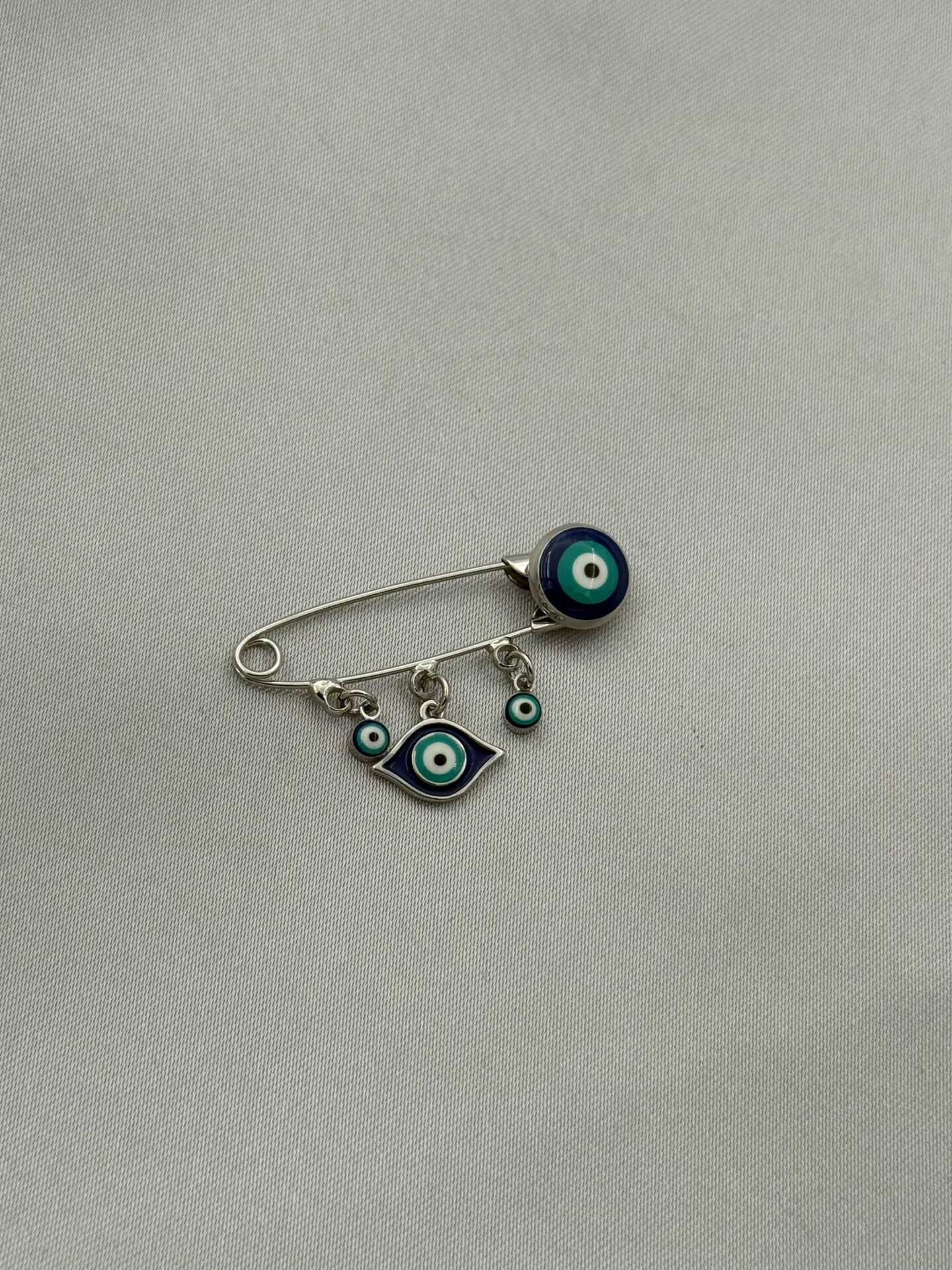 YSX Baby Lapel Pin // BROS-535