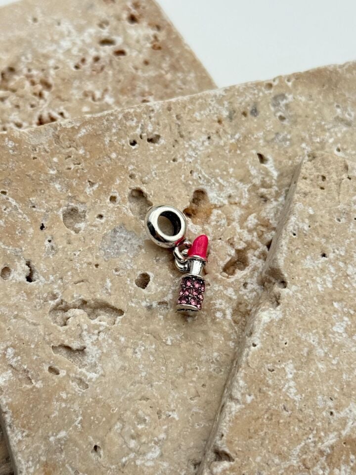 PNDR Charm // CHARM-764