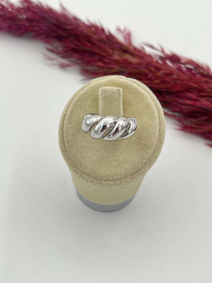 VIP Ring (Adjustable) // RING-1326