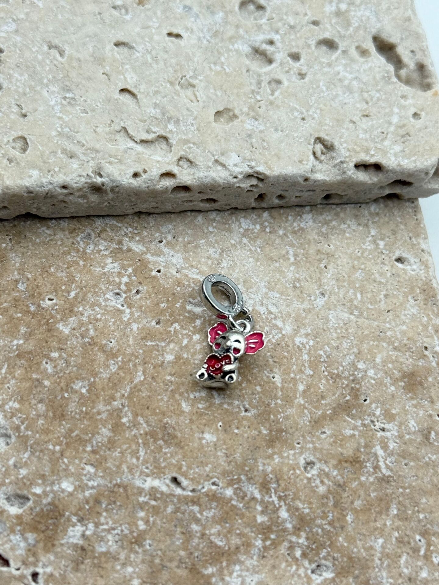 PNDR Charm // CHARM-798