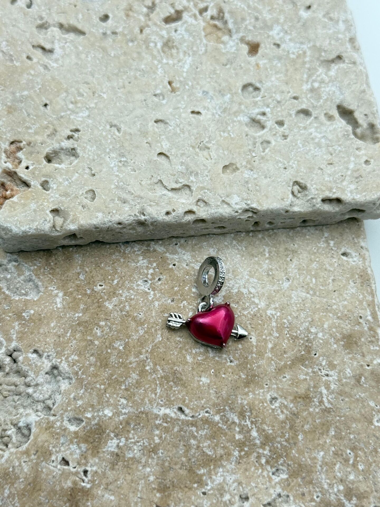 PNDR Charm // CHARM-829