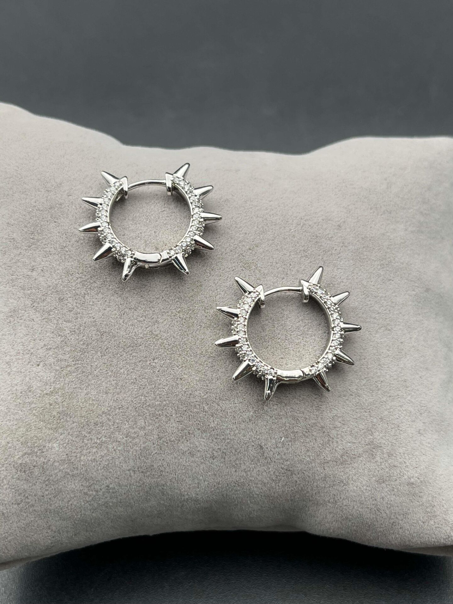 XUPING Earring // K-XU-1436