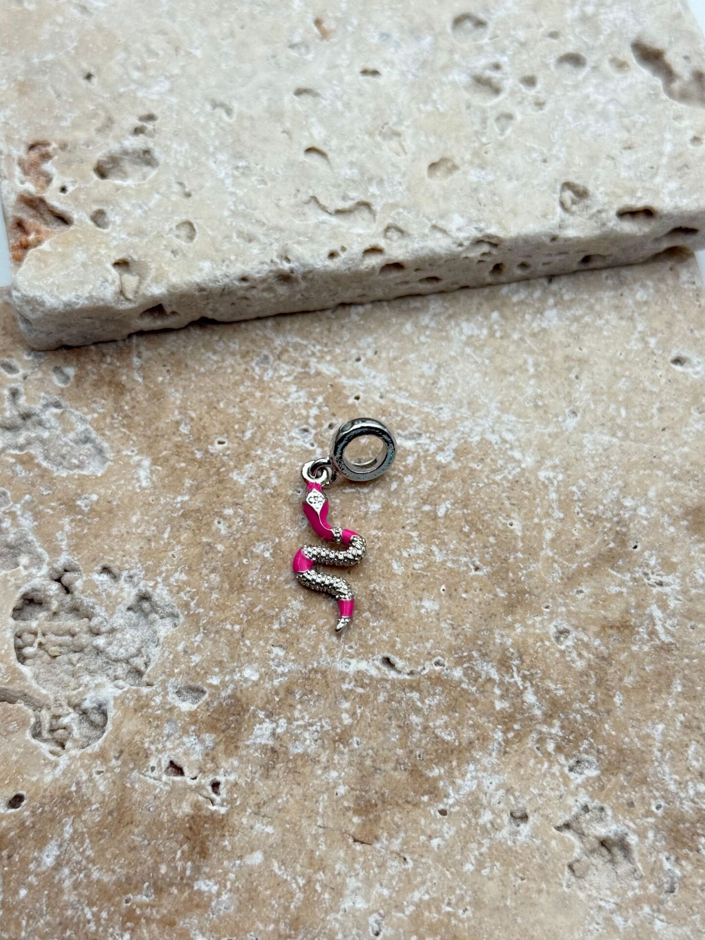 PNDR Charm // CHARM-847