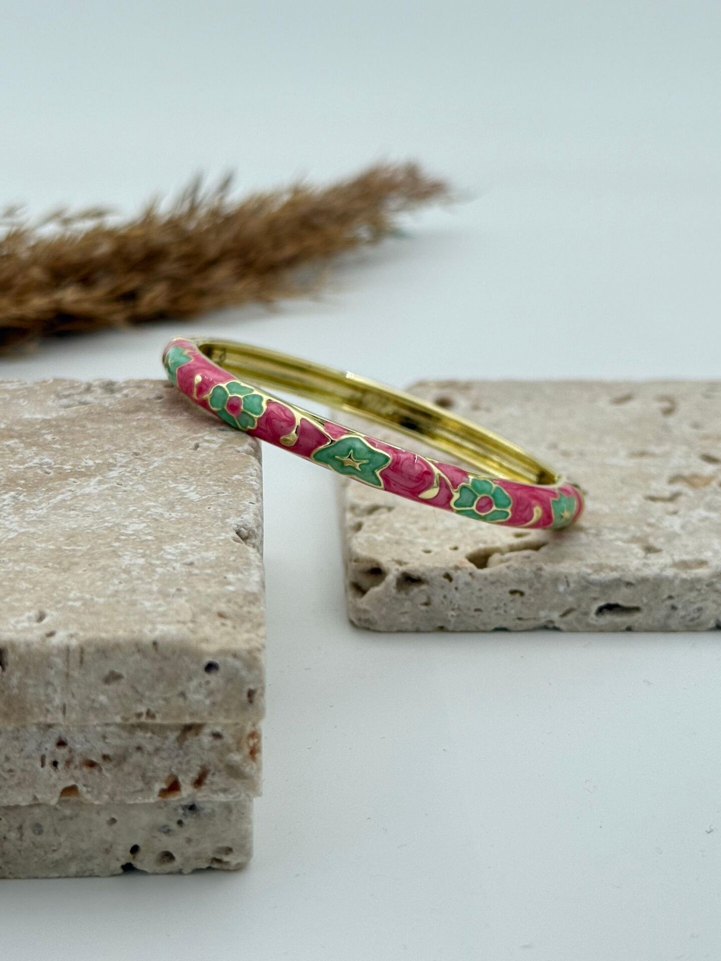 VIP Enameled Handcuff // KELEPCE-3645