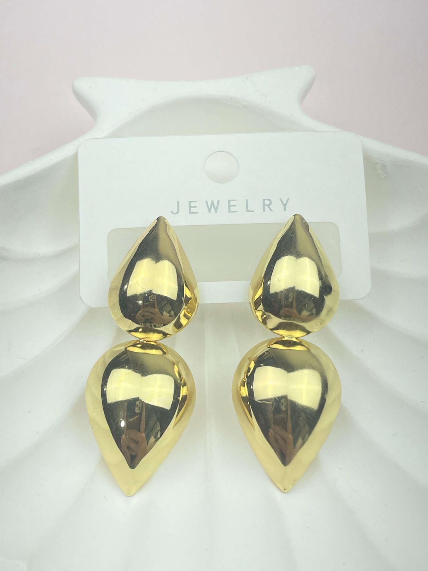 VIP Earrings // IMPORT-1754
