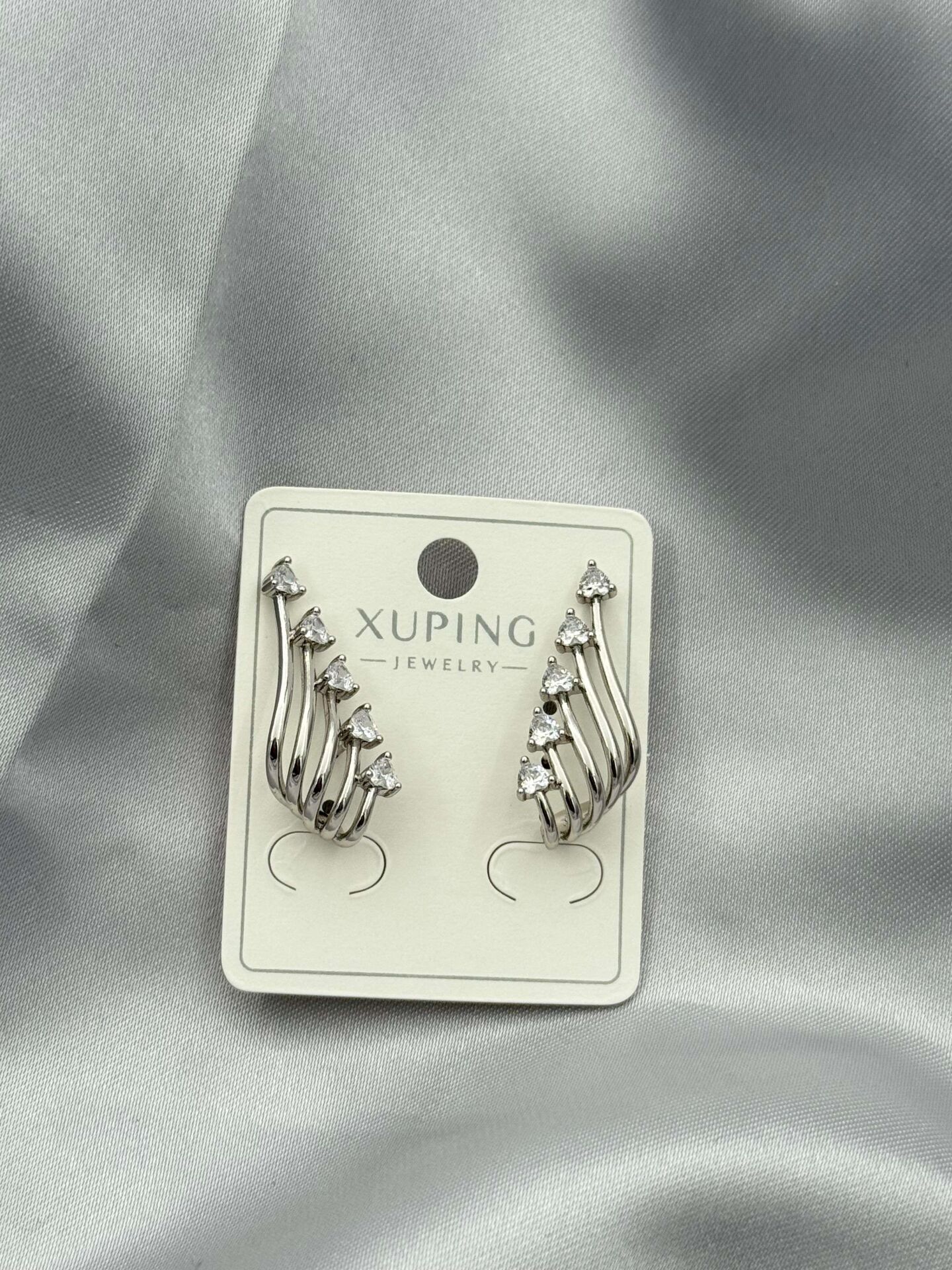 XUPING Earring // K-XU-1701