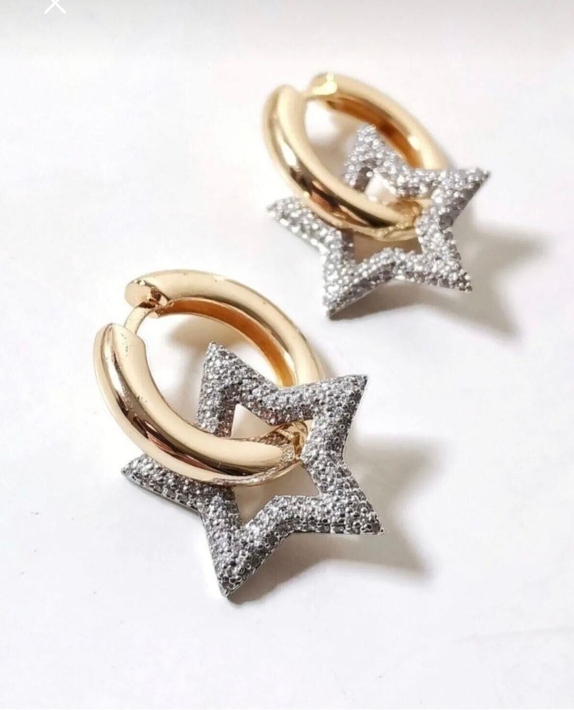 VIP Earring // K-ITH-647
