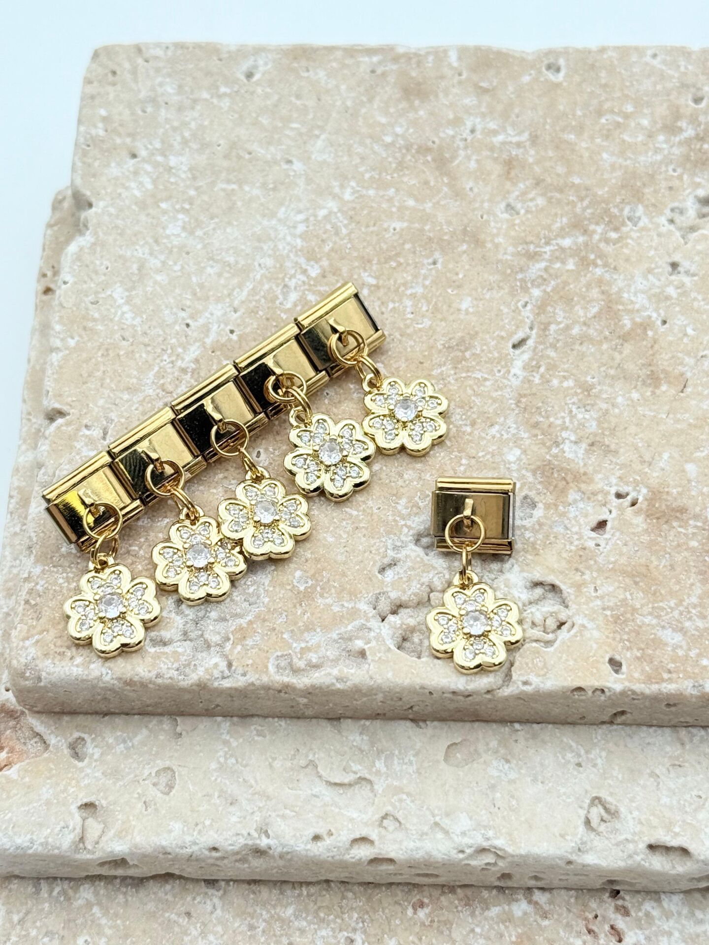 NMT Charm // CHARM-1092