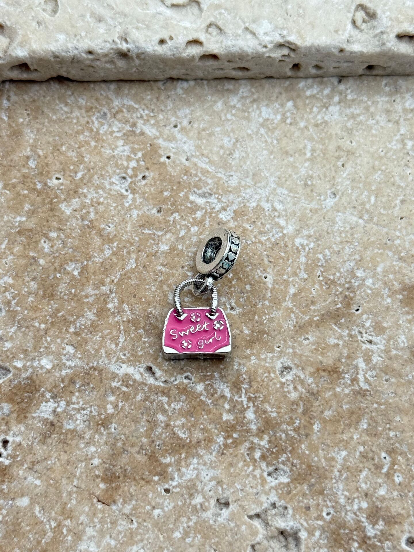 PNDR Charm // CHARM-868