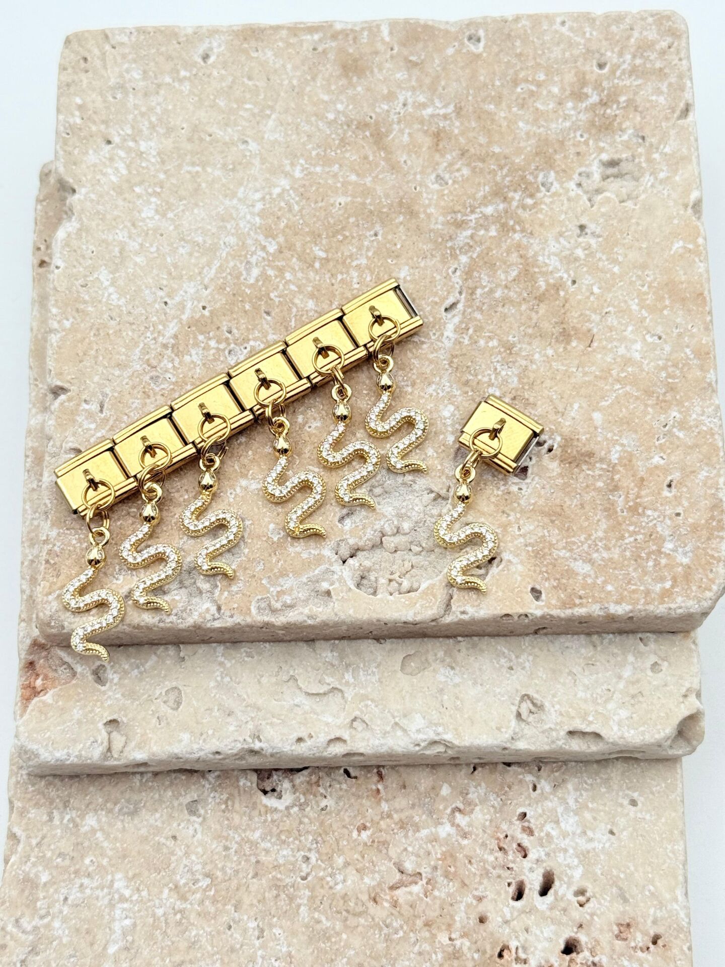 NMT Charm // CHARM-1083