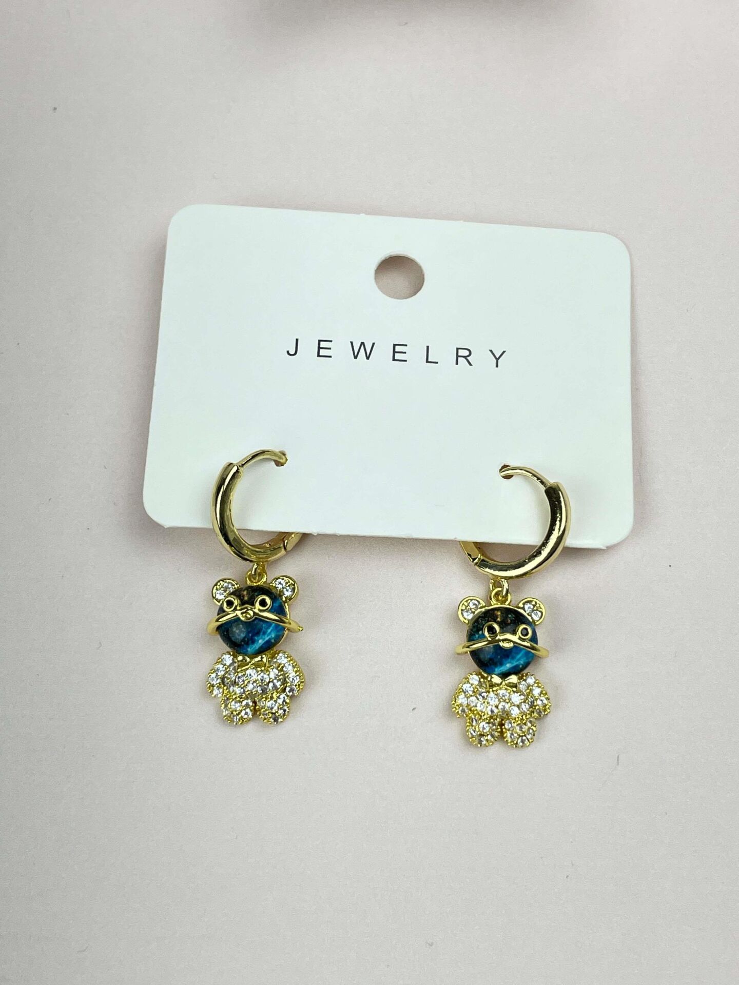 VIP Earrings // IMPORT-1435