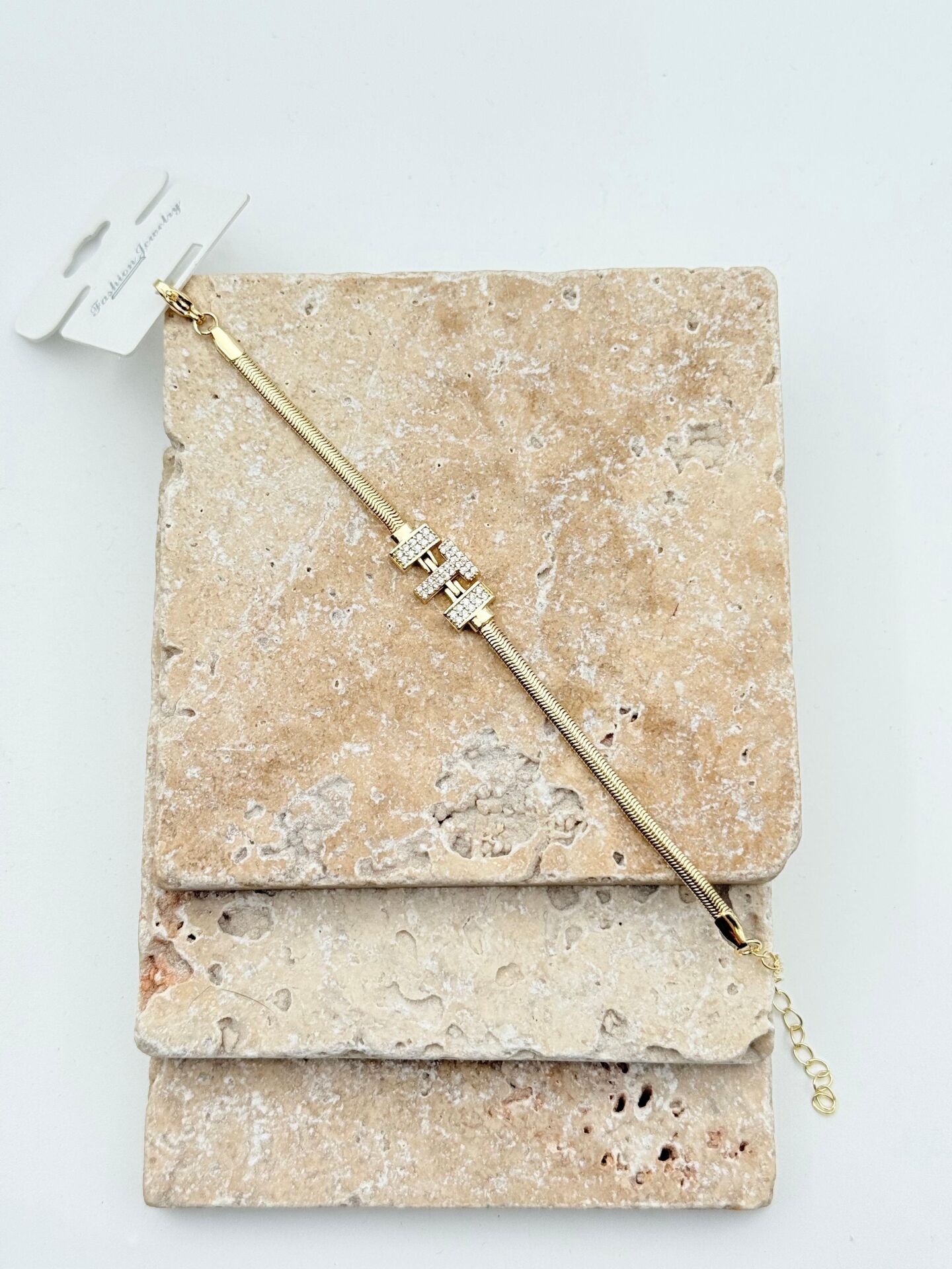 VIP Harf Bileklik // BILEK-6022