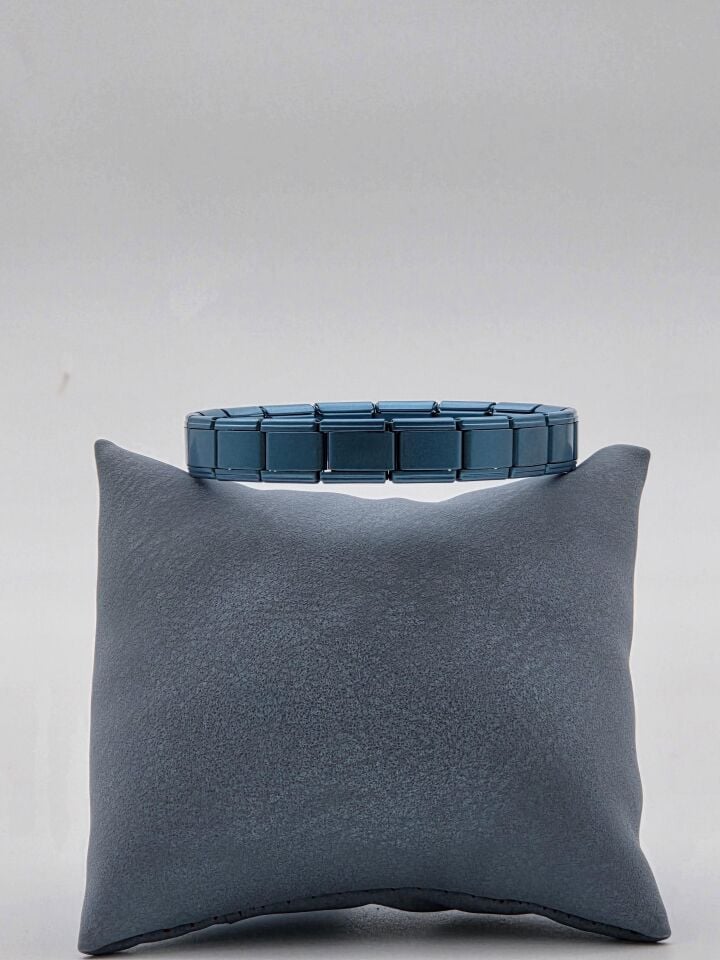 Flexibles Stahlarmband // KELEPCE-3882