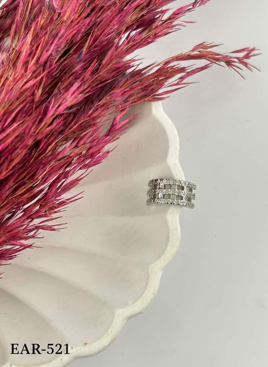 EARCUFF Cartilage Earring // EAR-521