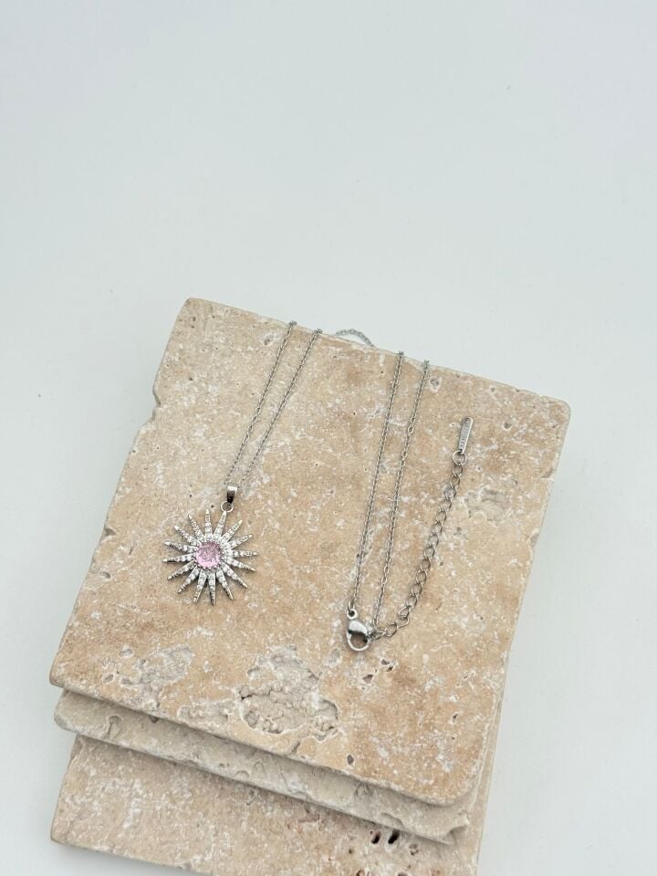 Halskette mit Sonnenmotiv aus Stahlstein, 45 cm // NECKLACE-5702