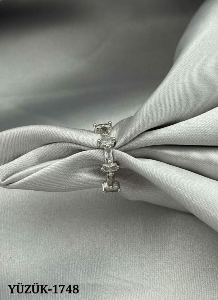 VIP-Ring (verstellbar) // RING-1748