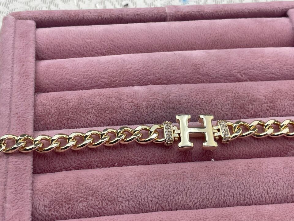 VİP Harf Bileklik (H)