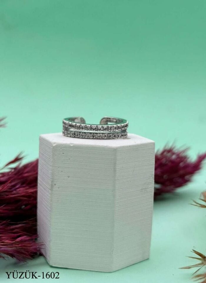 VIP-Ring (verstellbar) // RING-1602