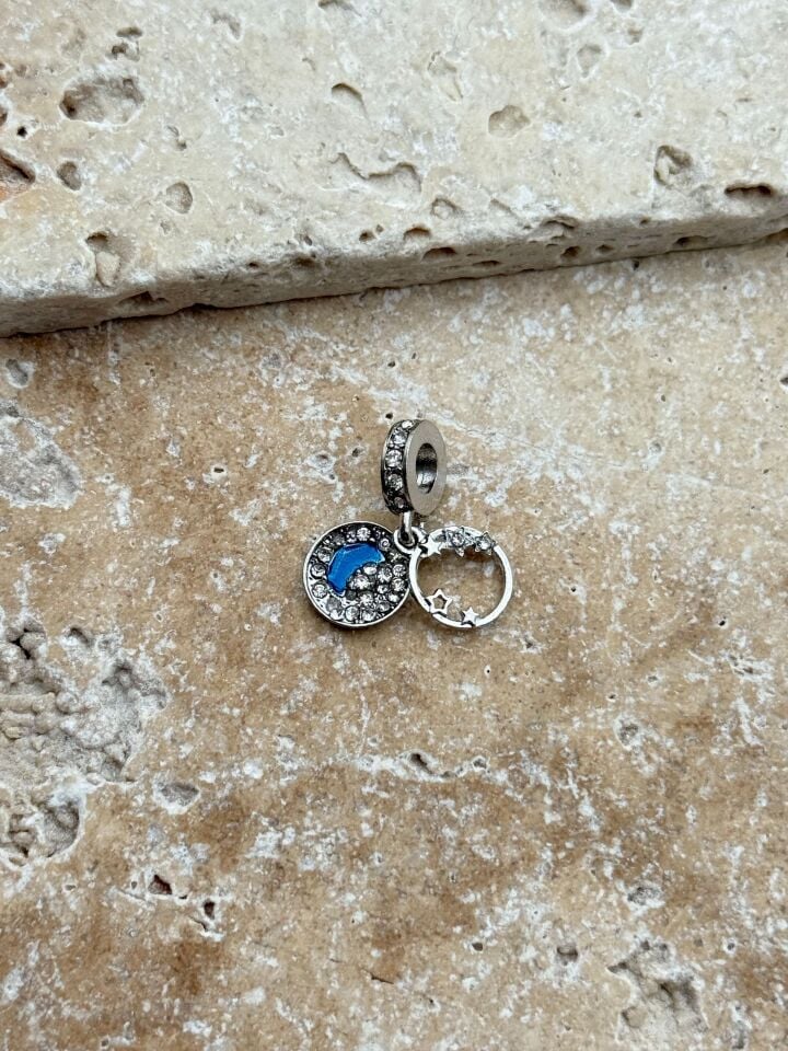 PNDR Charm // CHARM-892