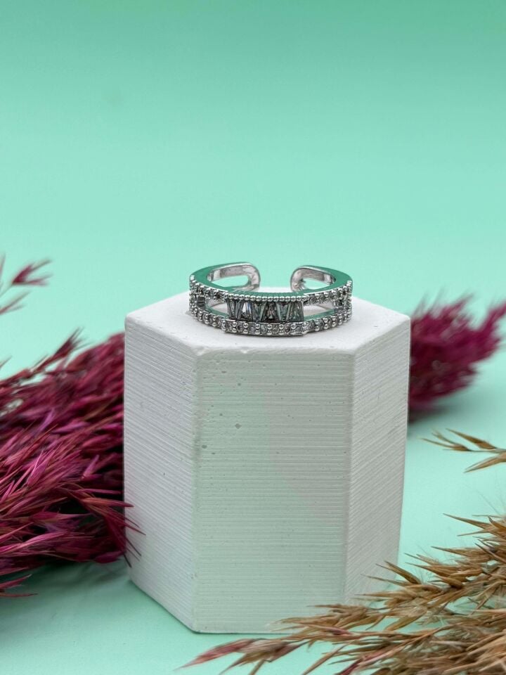 VIP Ring (Adjustable) // RING-1613