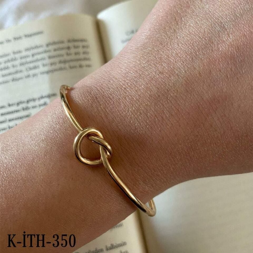 VIP Knot Bracelet Gold Color