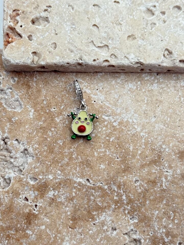 PNDR Charm // CHARM-908