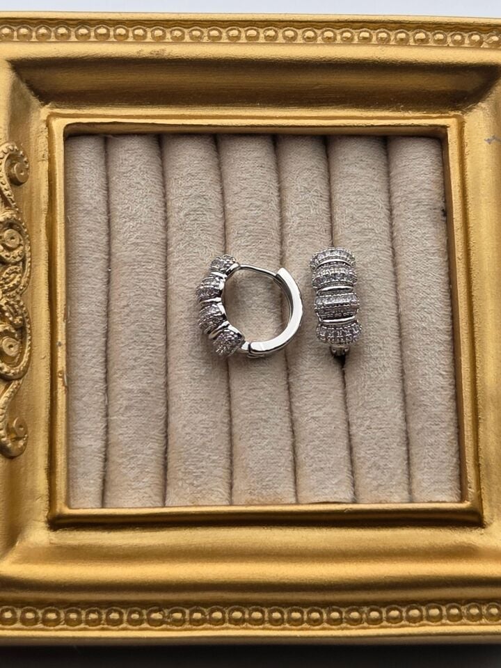 Stahlohrring // OHRRING-3888