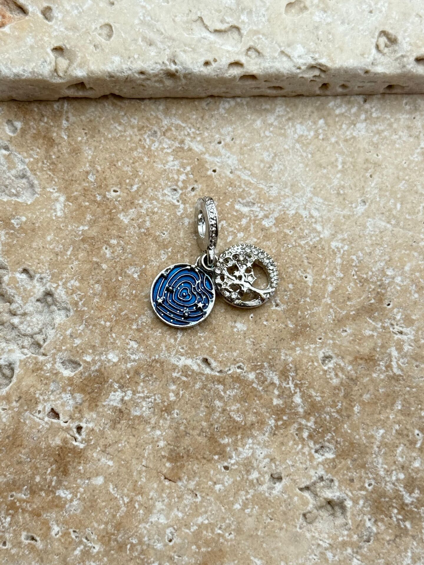 PNDR Charm // CHARM-911