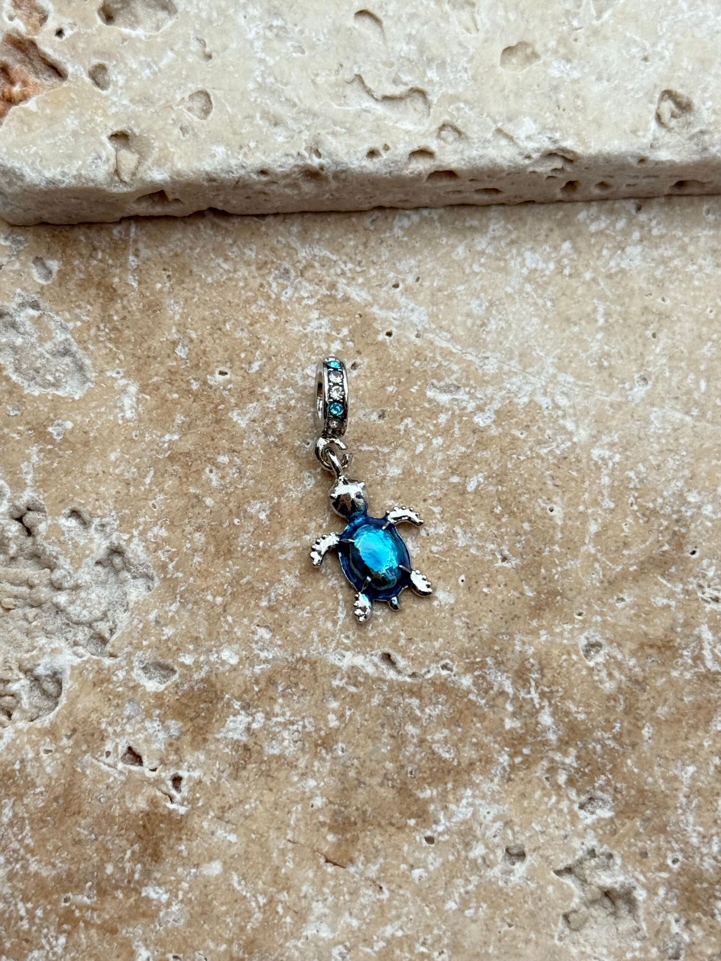 PNDR Charm // CHARM-912