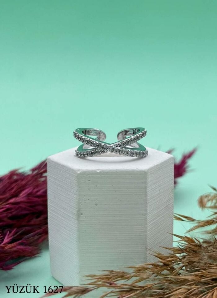 VIP Ring (Adjustable) // RING-1627