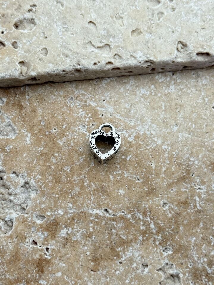 PNDR Charm // CHARM-914