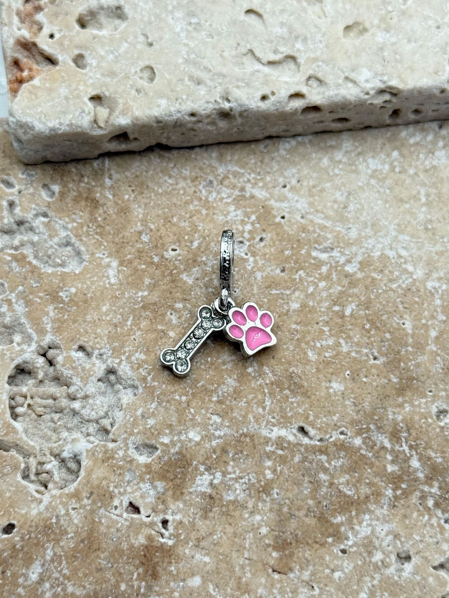 PNDR Charm // CHARM-919