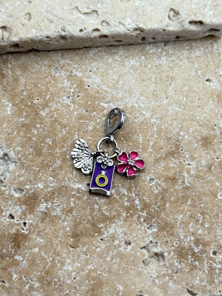 PNDR Charm // CHARM-922