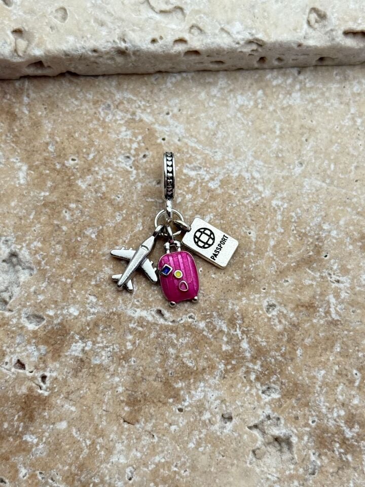 PNDR Charm // CHARM-927