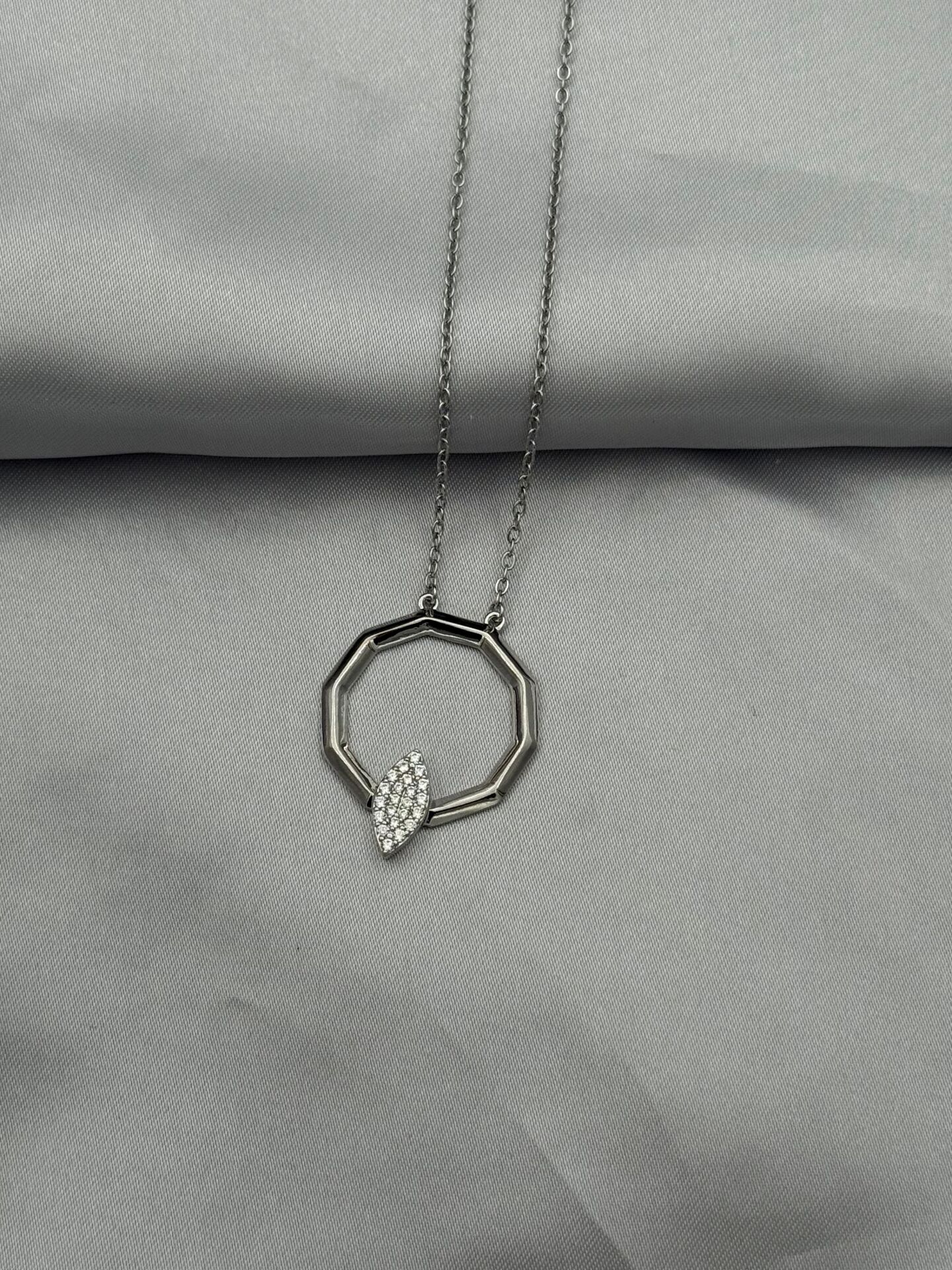 XUPING Kolye 45cm // KOLYE-5237