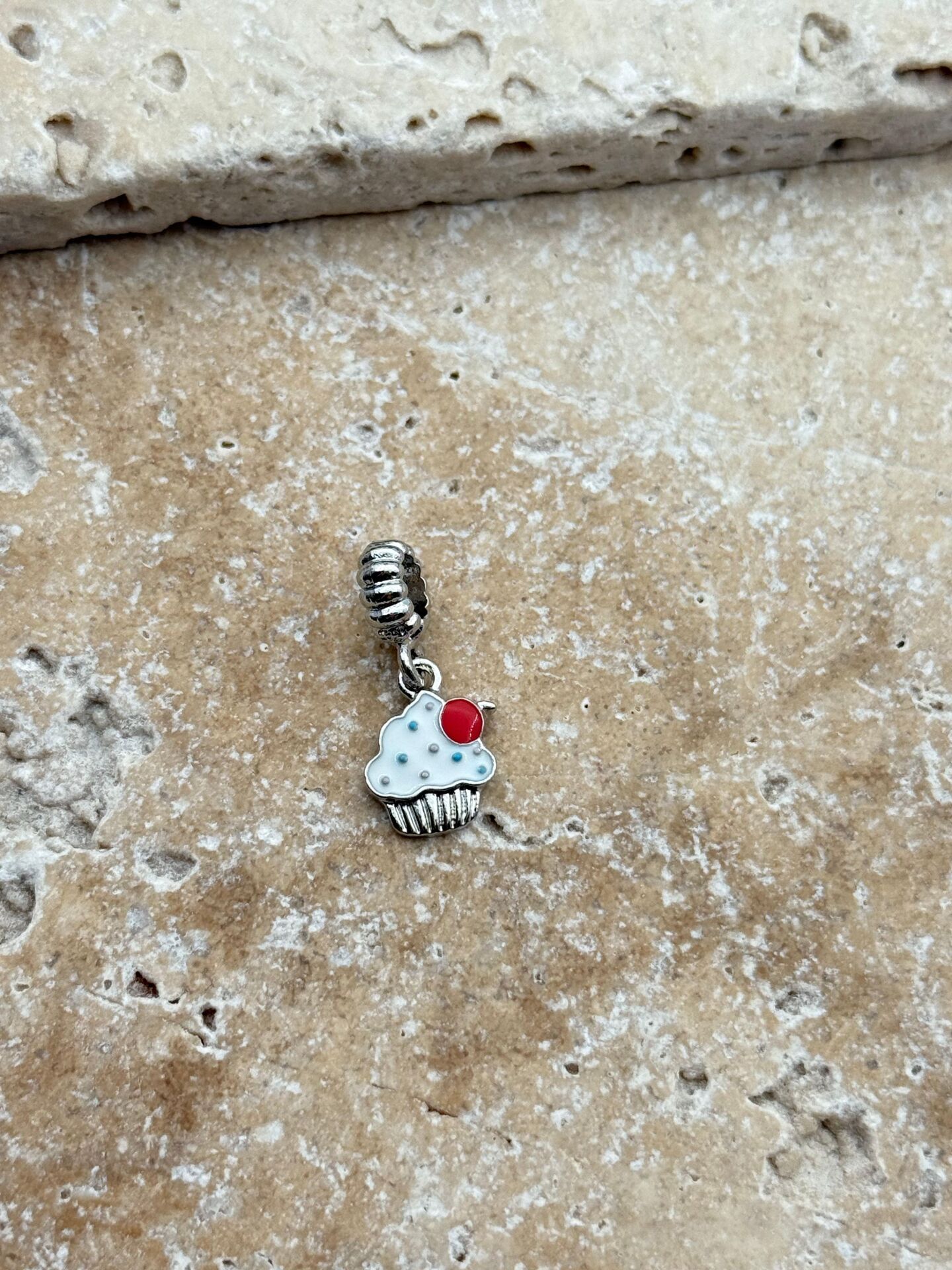 PNDR Charm // CHARM-938