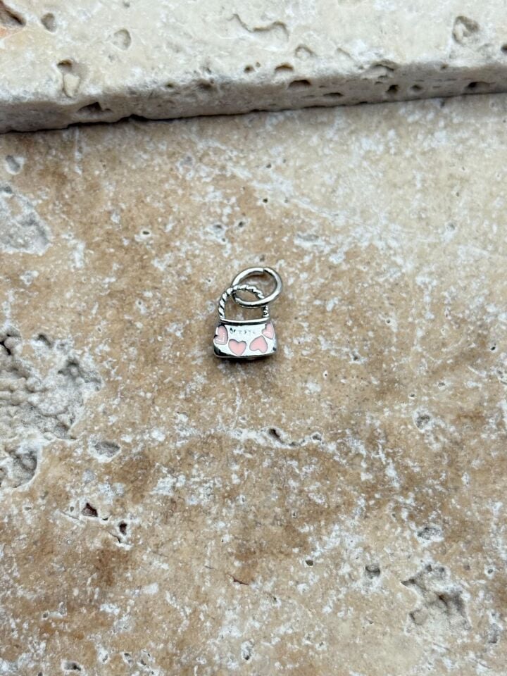 PNDR Charm // CHARM-944