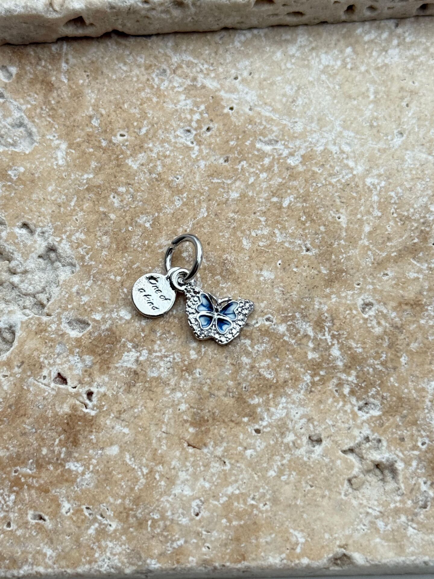 PNDR Charm // CHARM-945