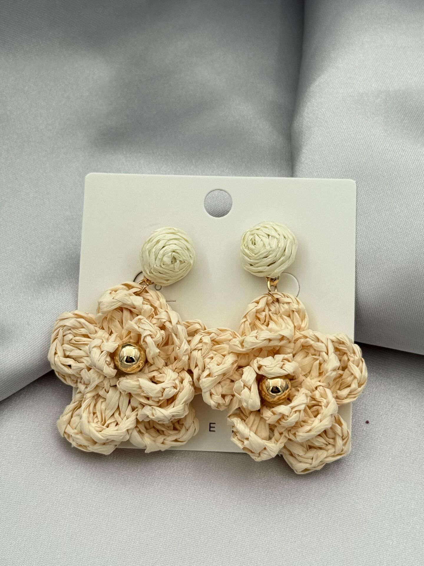 VIP Paper Earrings // IMPORT-3067
