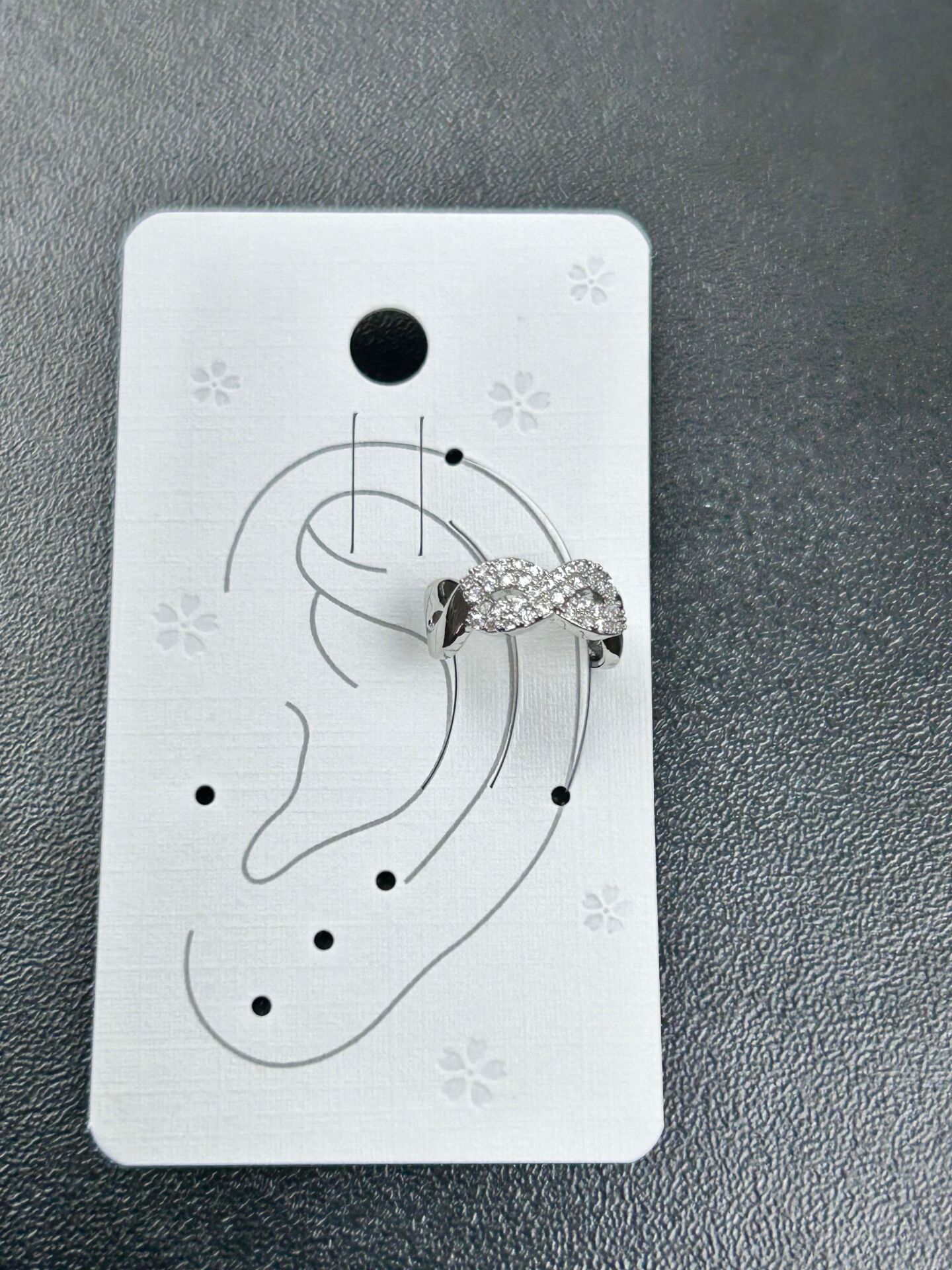 EARCUFF Kıkırdak Küpe // EAR-310