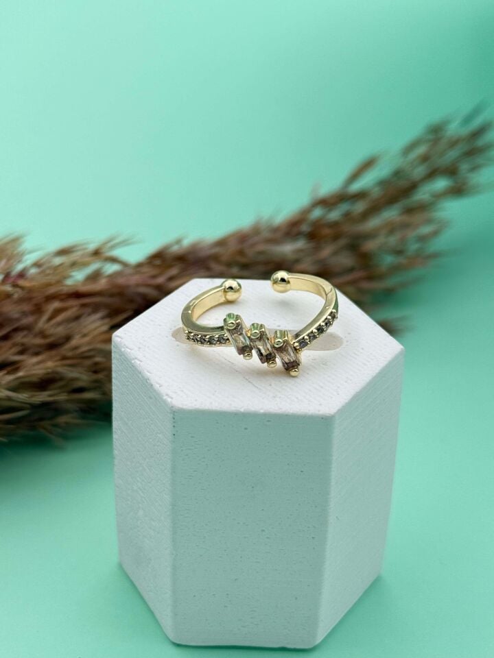 VIP Ring (Adjustable) // RING-1537