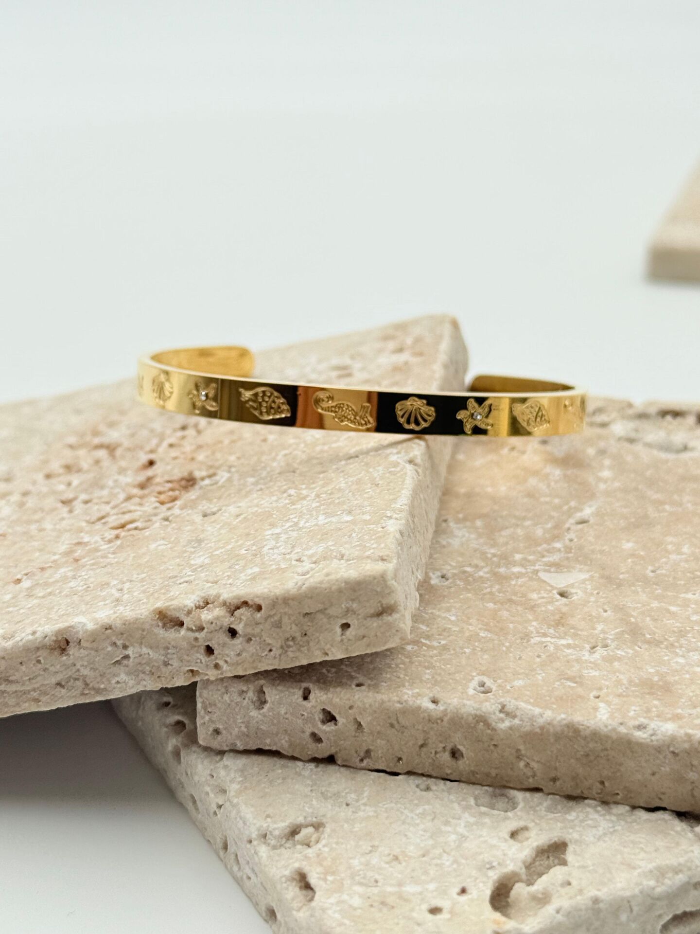Handschellen mit Stahlmotiv // KELEPCE-3790