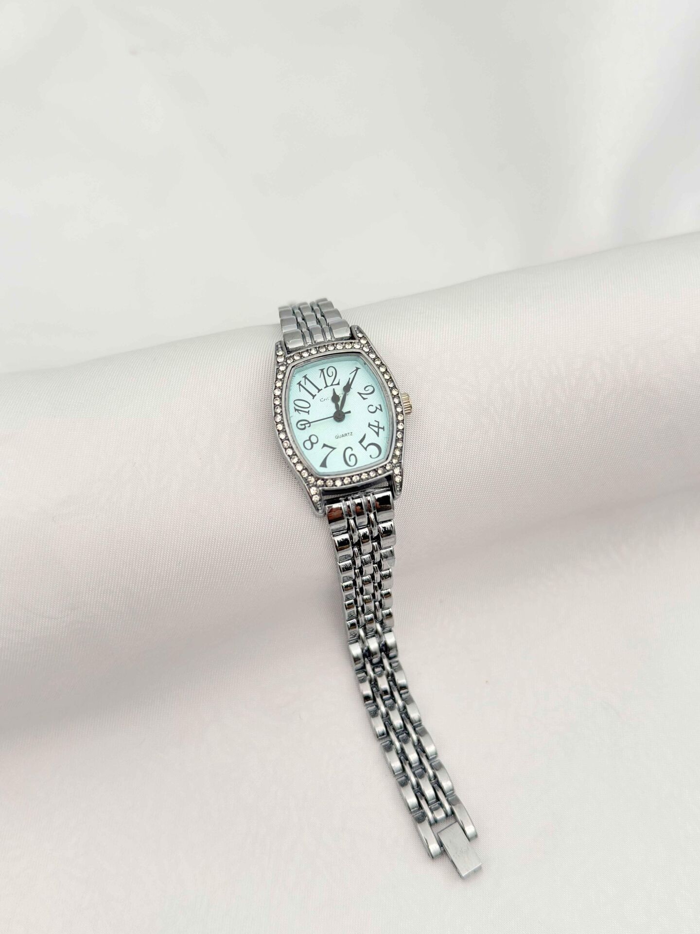 Çelik Kadın Saat // SAAT-572