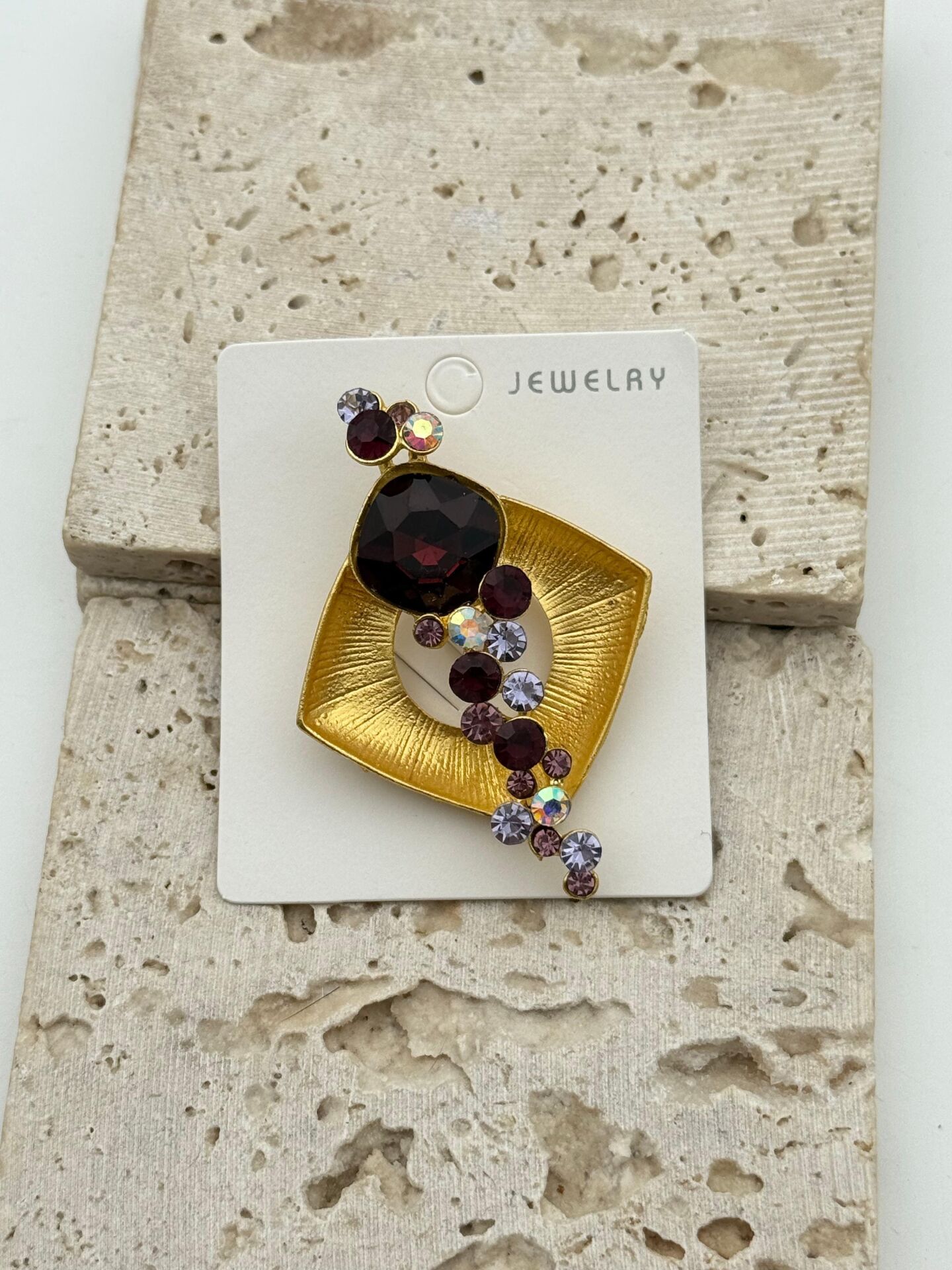 Özel Seri Broş // BROS-794